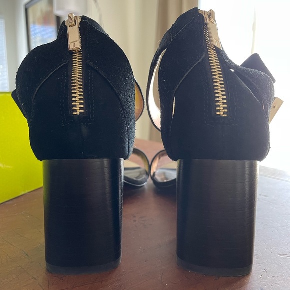 NIB Ted Baker London black suede sandals - Picture 5 of 13